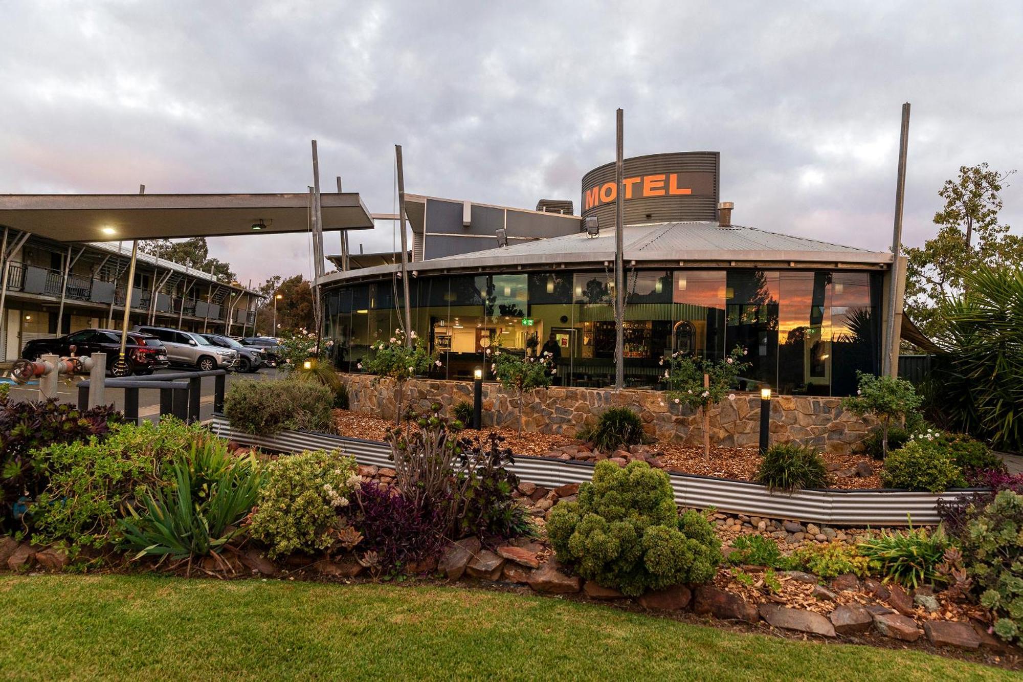 Station Motel Parkes Luaran gambar