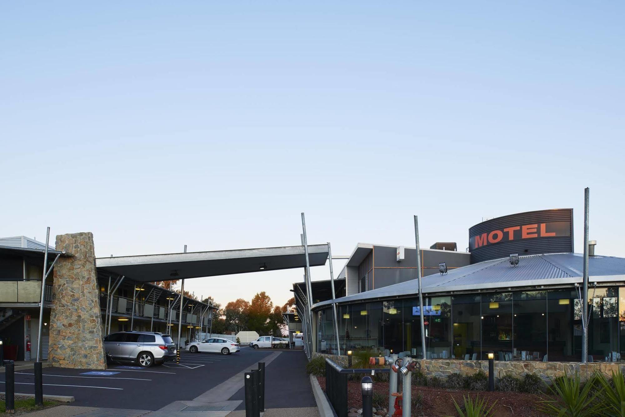Station Motel Parkes Luaran gambar